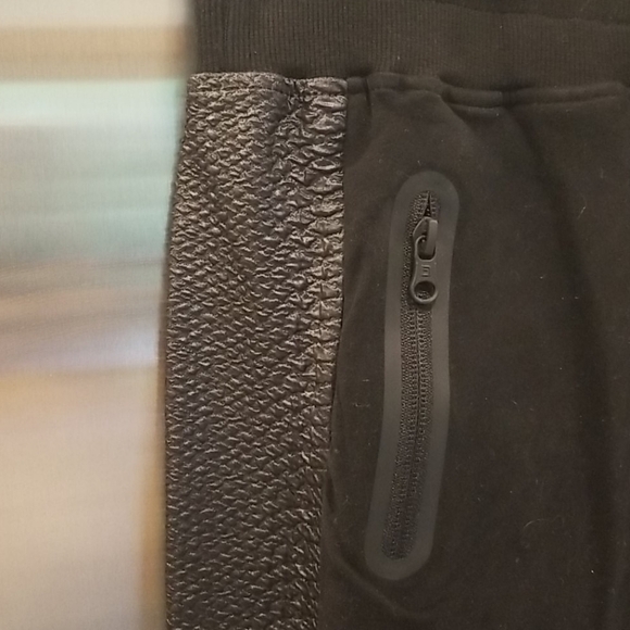 💕BLANC NOIR💕 City Tux Jogger Sweatpants in Black - Picture 8 of 12